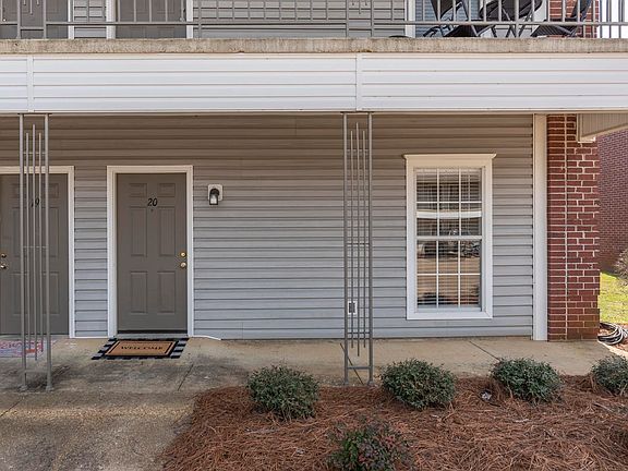2nd image of 1257 Louisville St APT 20