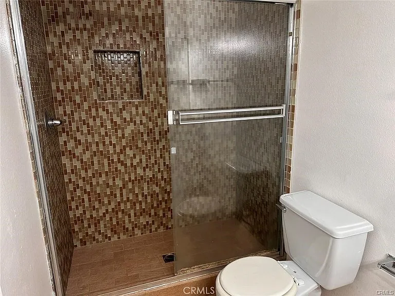780 Golden Springs Dr #D — Photo 9