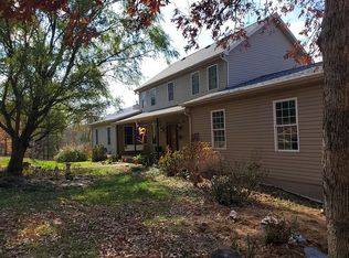 81 Edge Of The Woods Ln, Hedgesville, WV 25427