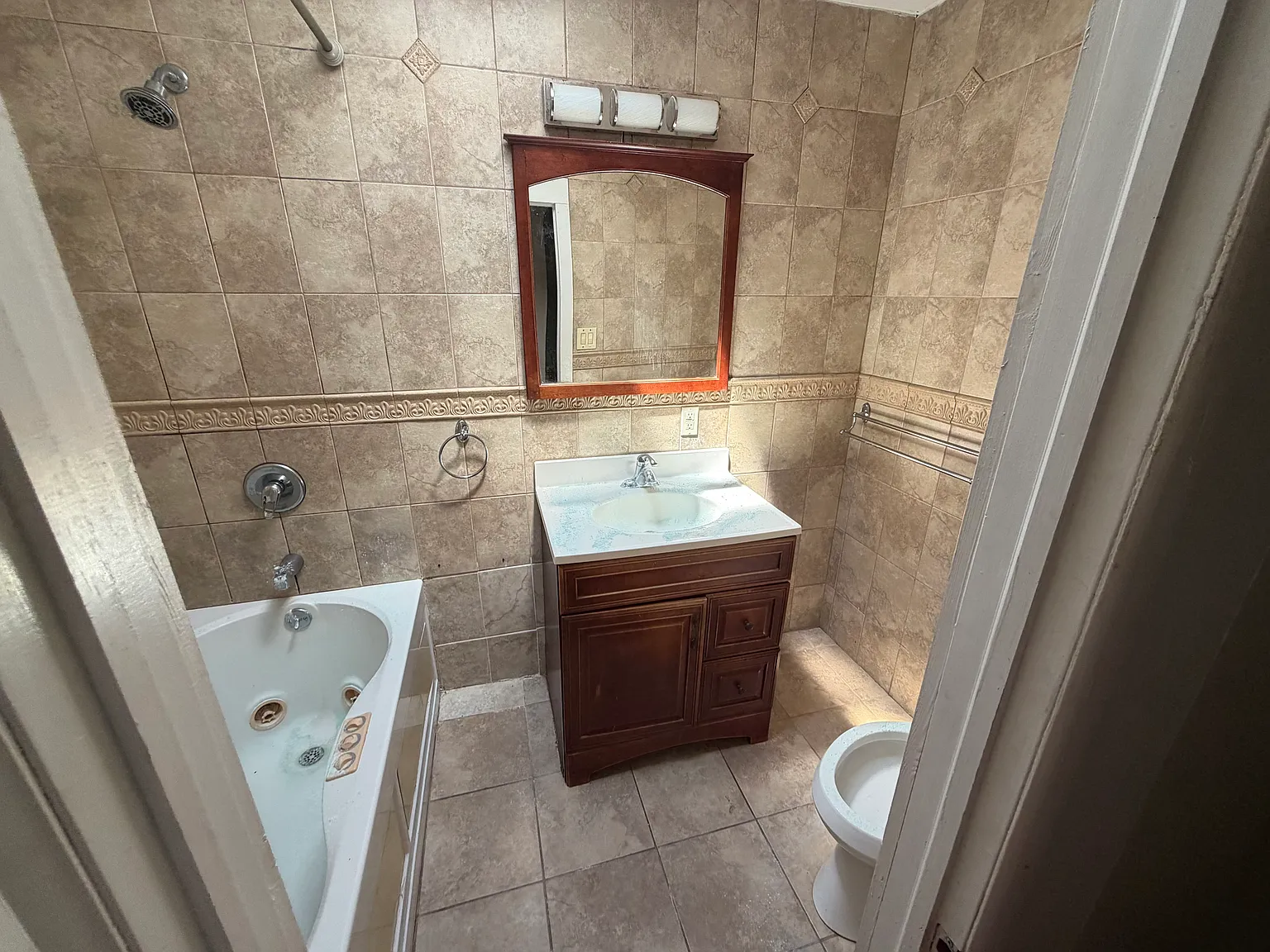1238 Ralph Ave — Photo 3