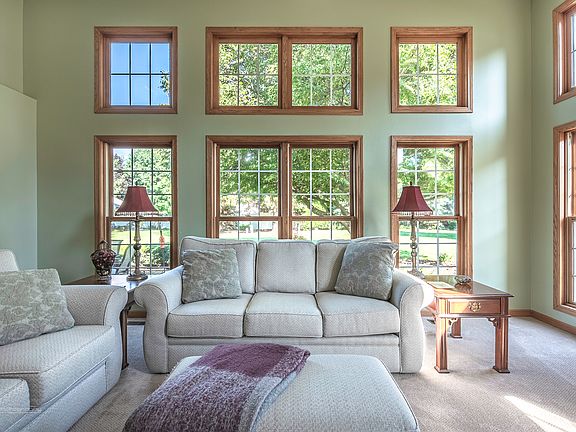 3rd image of 2102 Glencorse Cir