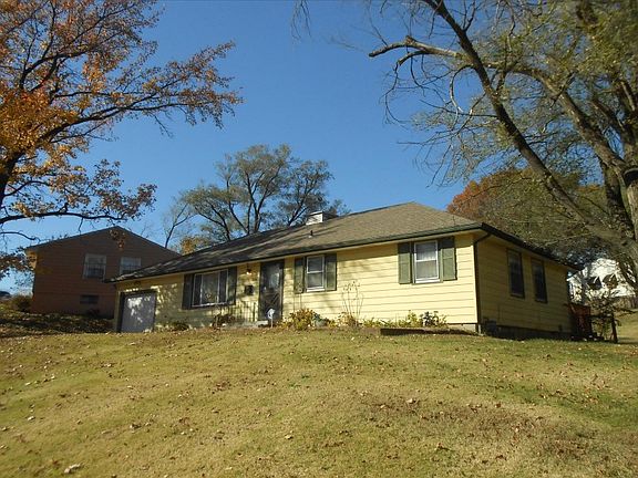 3rd image of 3604 E Gregory Blvd