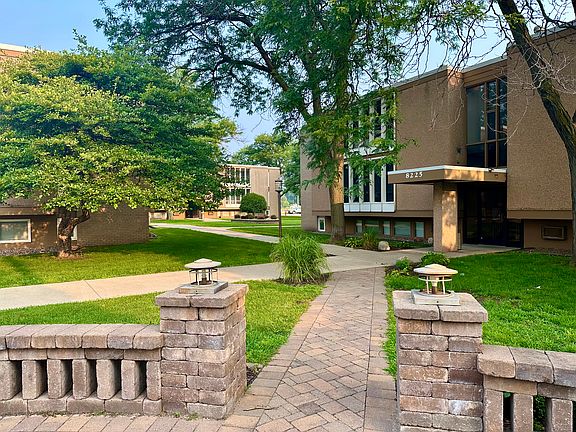 Aquila Court exterior