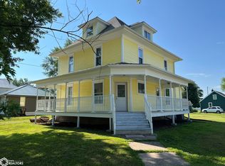 402 E Clay St, Osceola, IA 50213