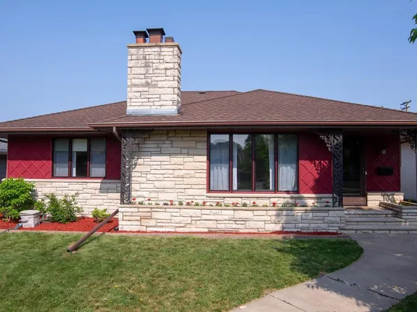 4334 Queen Ave N, Minneapolis, MN 55412