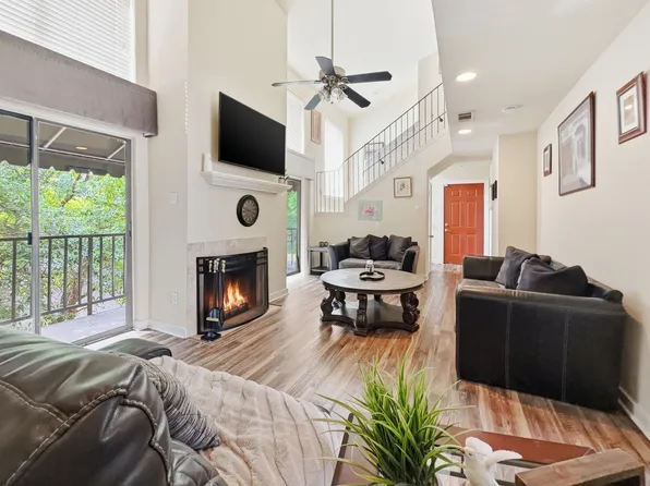 4402 Holland Ave APT 202, Dallas, TX 75219