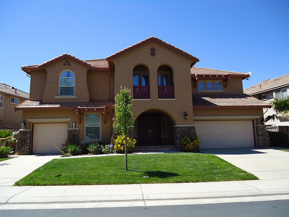 1st image of 109 Alicante Ct