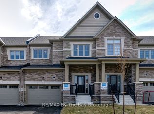8 Federica Cres, Wasaga Beach, ON L9Z0N6