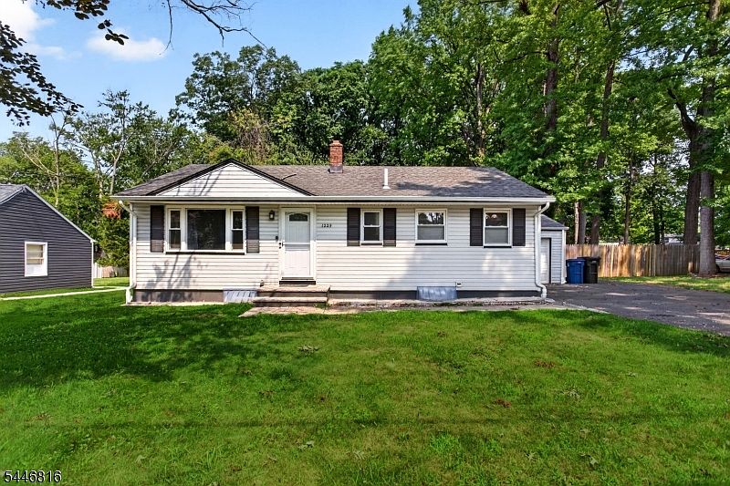1st image of 1229 Oxford Ave