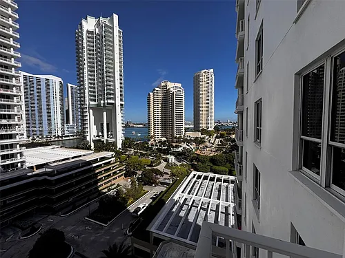 701 Brickell Key Blvd #1208 Photo 1