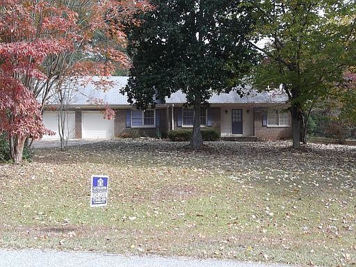 2nd image of 115 Dogwood Dr