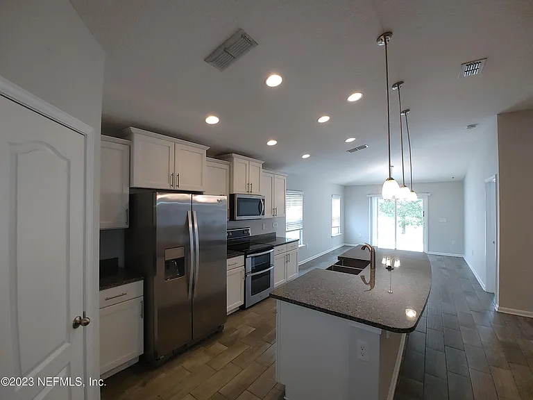 208 Midway Park Dr — Photo 13