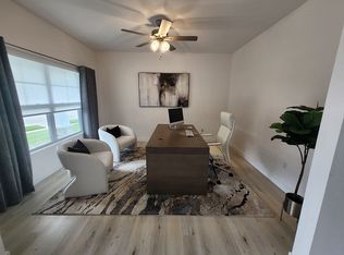 401 Frontenac Rd, O'Fallon, IL 62269