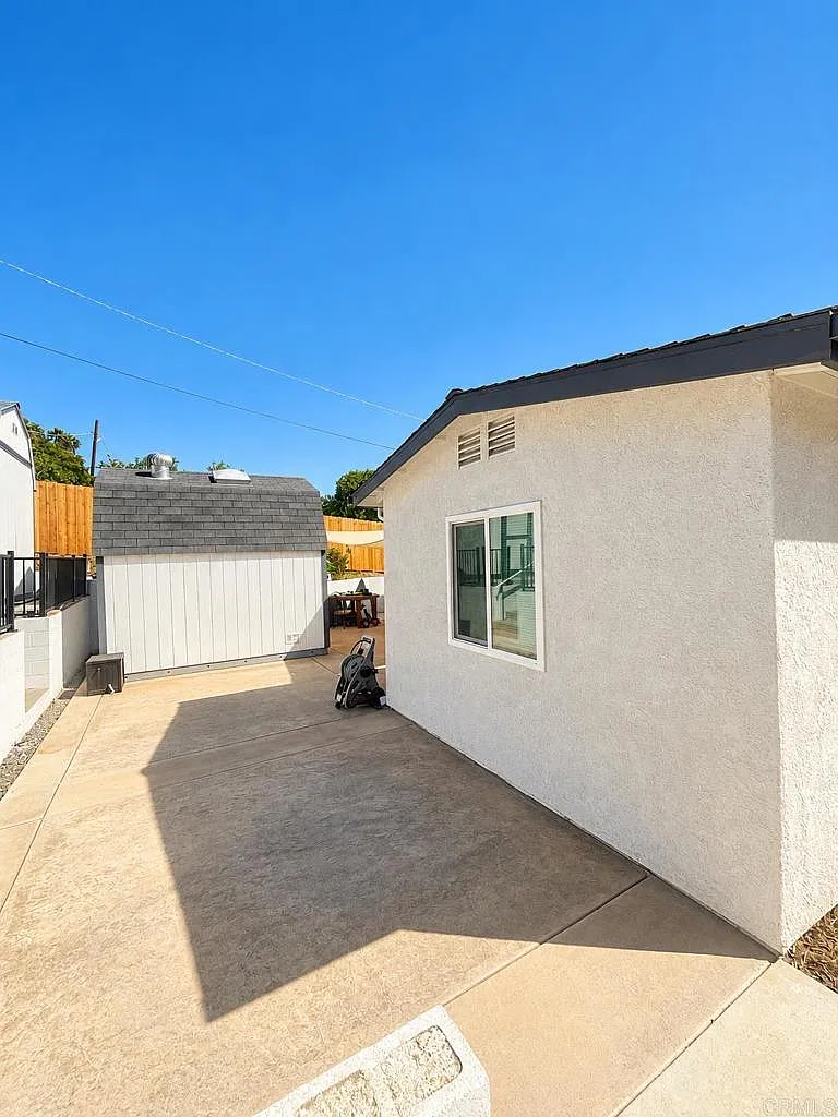 3 bed, 1809 sqft, $4,200 — Photo 3