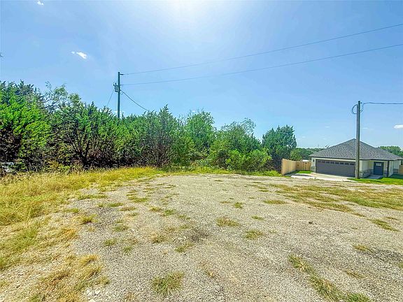 2nd image of 5712 Vanessa Ct