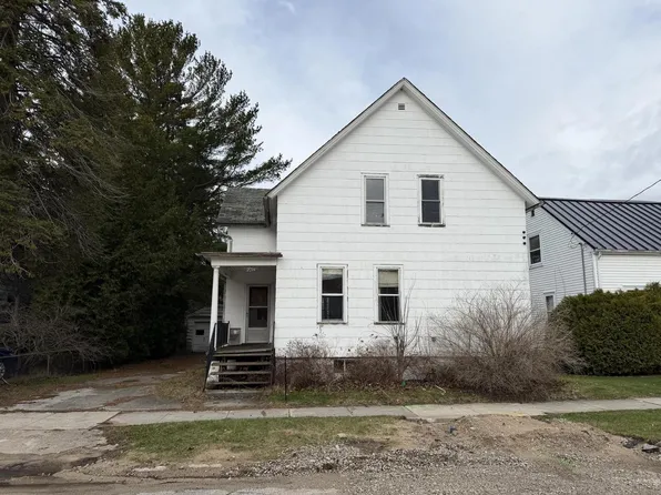 2014 Emmet STREET, Two Rivers, WI 54241