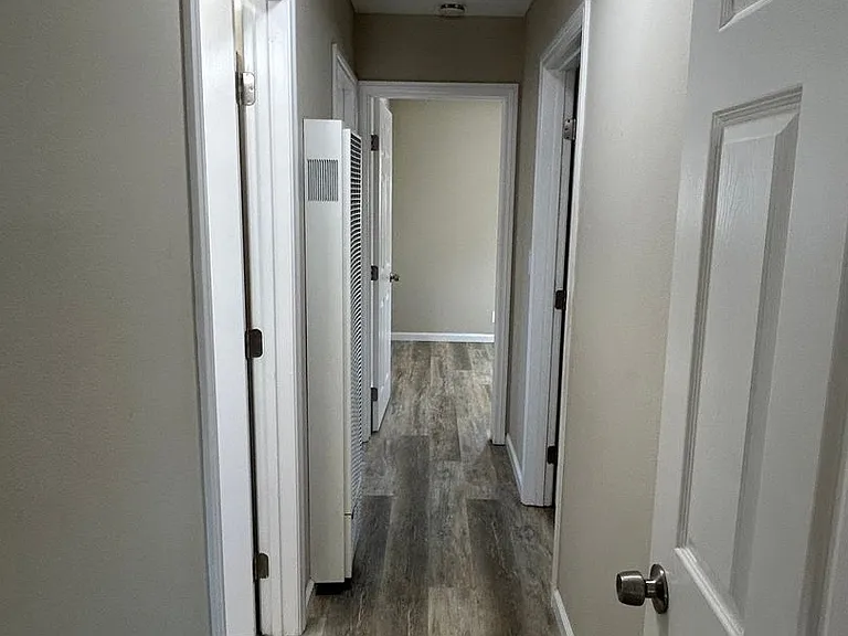 1149-1155 Felspar Street — Photo 22