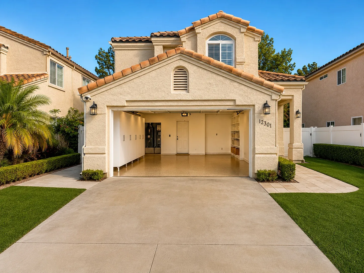 4 bed, 1713 sqft, $5,495 — Photo 1