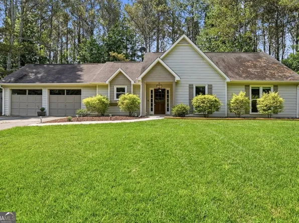 5985 Bridle Dr, Cumming, GA 30028