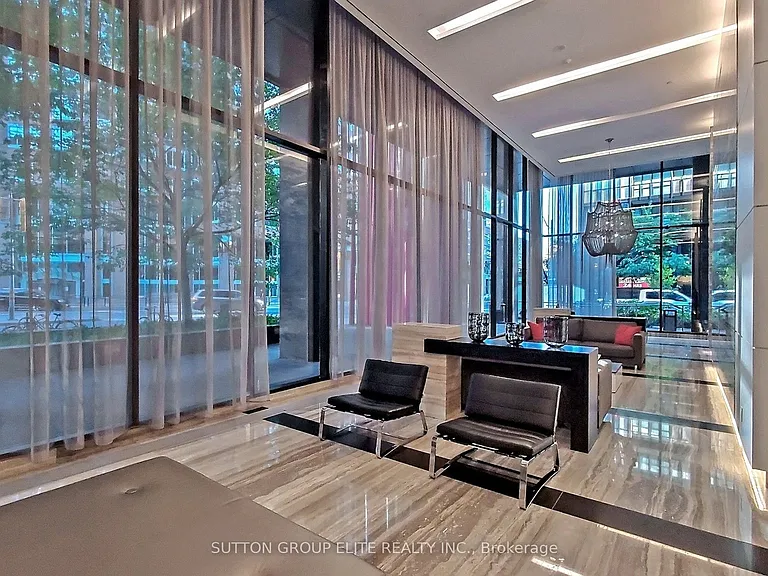 110 Charles St E #2410 — Photo 3