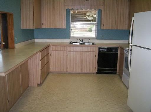 1st image of 1101 S Chickasaw Trl