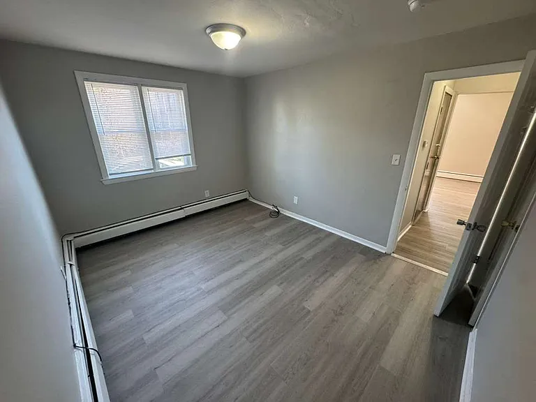 1463 Dixwell Ave #1A — Photo 2