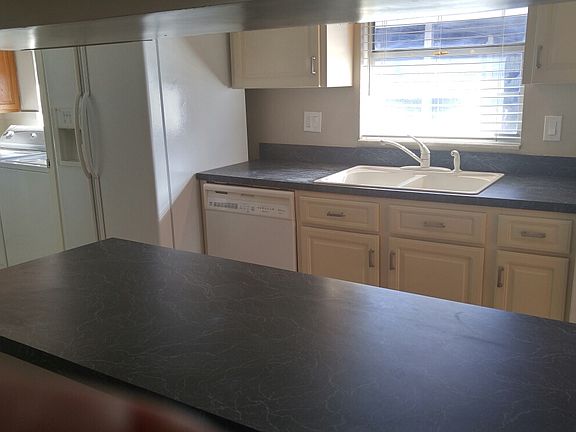3rd image of 2848 Cady Way