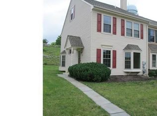 733 Oaktree Ct, Pottstown, PA 19464