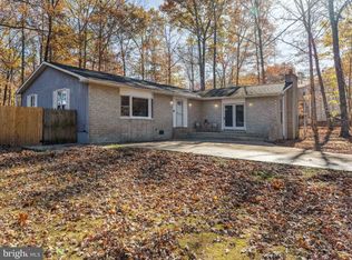 9407 Hickory Hill Dr, Fredericksburg, VA 22408