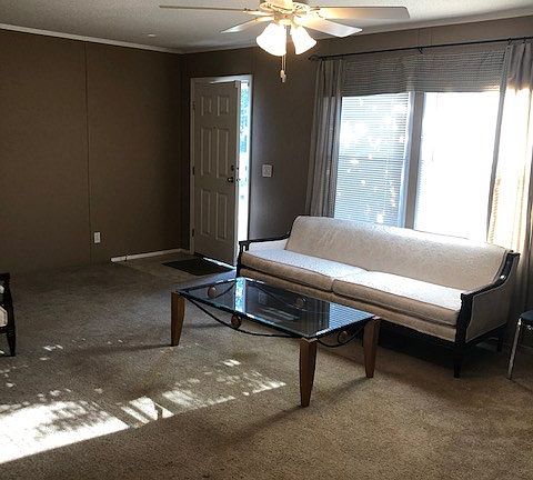 3rd image of 231 Fawn Ln