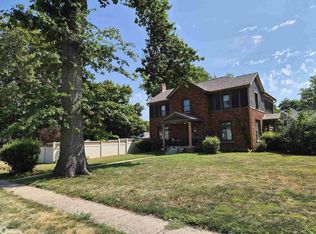 404 N C St, Oskaloosa, IA 52577