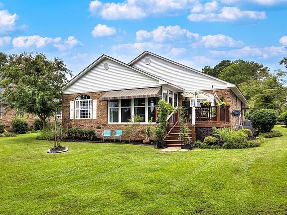 4th image of 209 Ridge Lake Dr