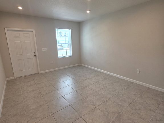 5th image of 12040 Grizzly Ln