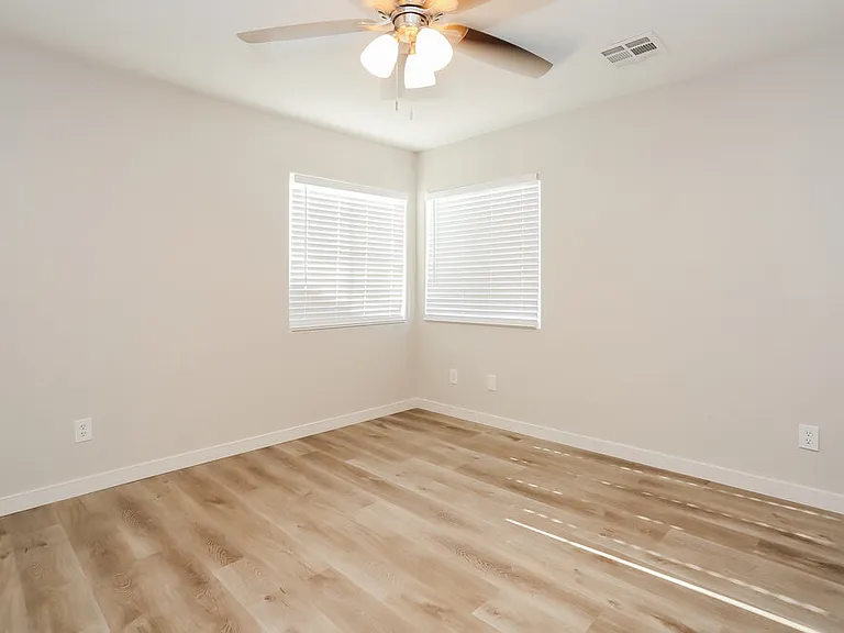 9436 Plover Falls Ave — Photo 12