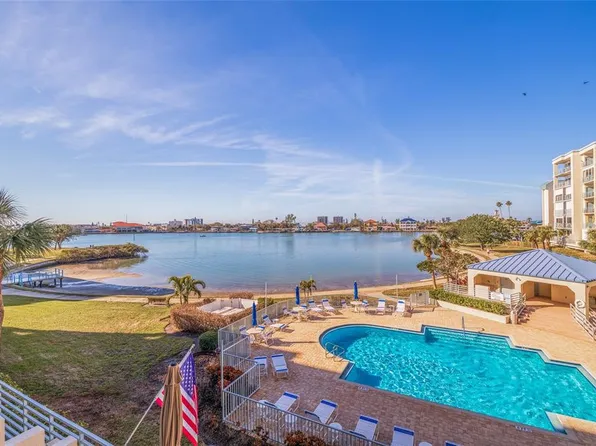 7902 Sailboat Key Blvd S APT 206, South Pasadena, FL 33707