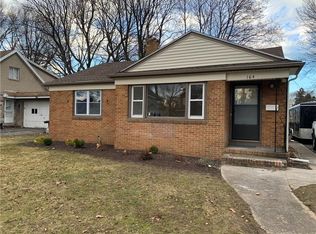 164 Barry Rd, Rochester, NY 14617