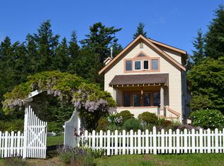 40 Bald Hill Rd, Friday Harbor, WA 98250