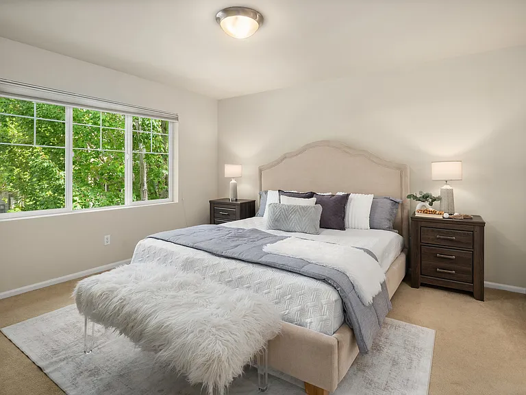 Spacious Master Bedroom, 13.5' x 12.5'