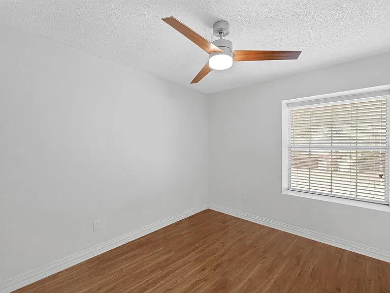 5134 Smokey River Dr — Photo 9