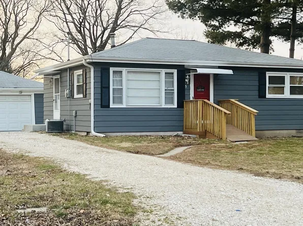 1055 Doolin Ave, Jacksonville, IL 62650