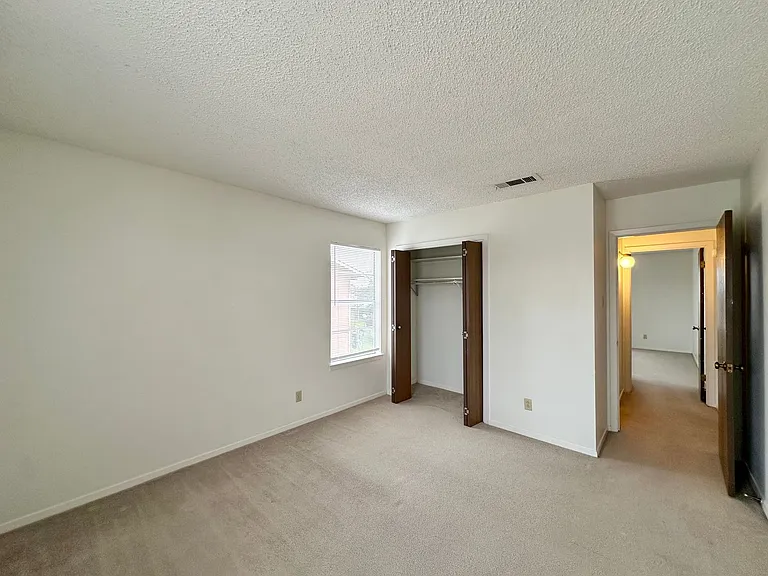 1304 Quail Cir — Photo 12