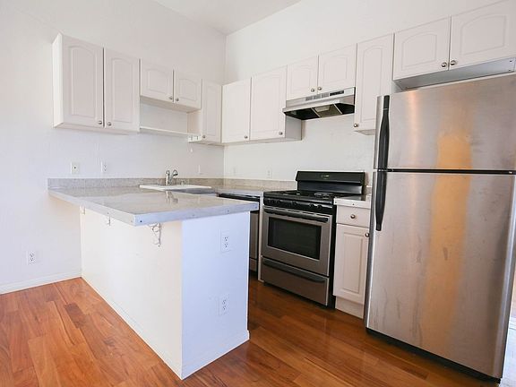 3rd image of 2249 San Antonio Ave APT 7