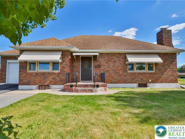 614 Grape St, Whitehall, PA 18052