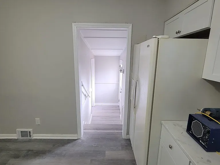 6004 Noah Dr — Photo 4