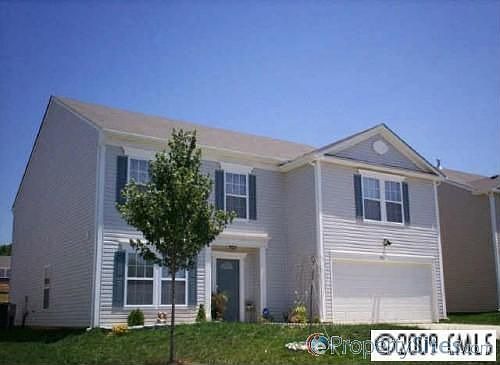 1st image of 300 Farm Springs Dr