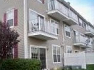 124 Rock Creek Dr #V237, Clifton, NJ 07014