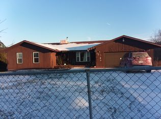 26481 Ashton Upland Rd, Milton, WV 25541