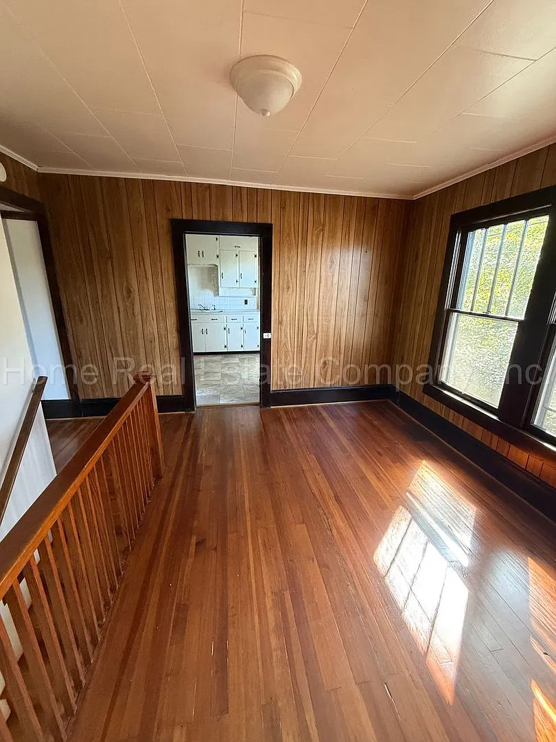 1118 Franklin Street — Photo 4