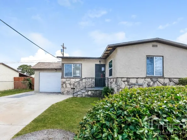 858 E 102nd St, Los Angeles, CA 90002