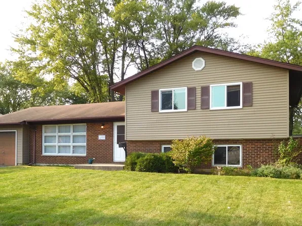 2514 Mitchell Dr, Woodridge, IL 60517